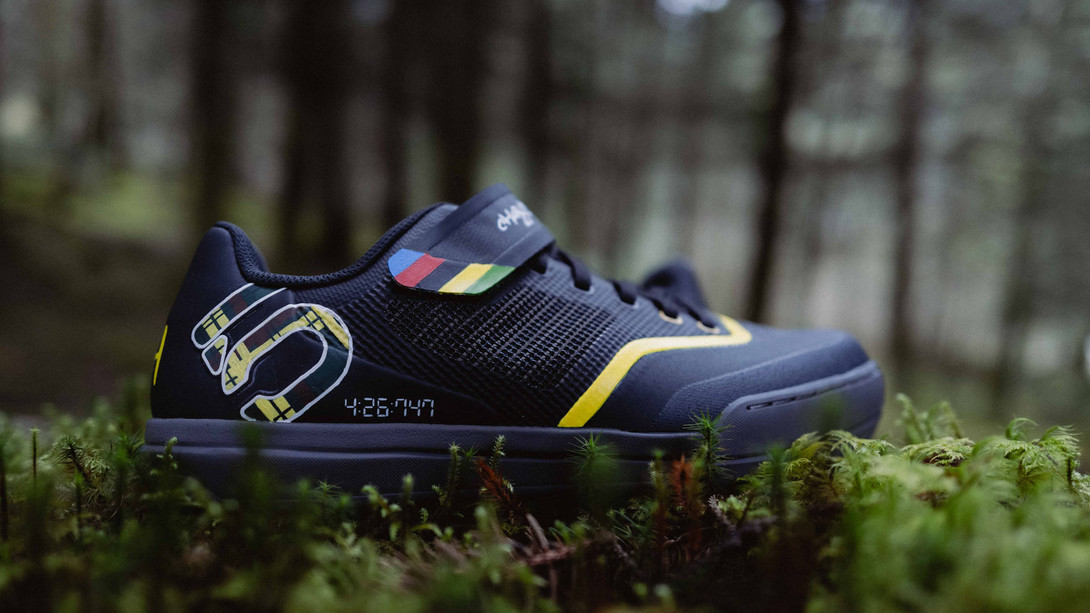 2024 01 DH WC Fort William 510 customized shoe Charlie Hatton c monica gasbichler-6.jpg?VersionId=TmC6S